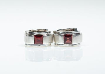 Zonder minimumprijs - Oorbellen - 925 zilver - granaat -, Nieuw