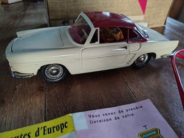 Floride - Voiture miniature - Renault Floride (telecommande)