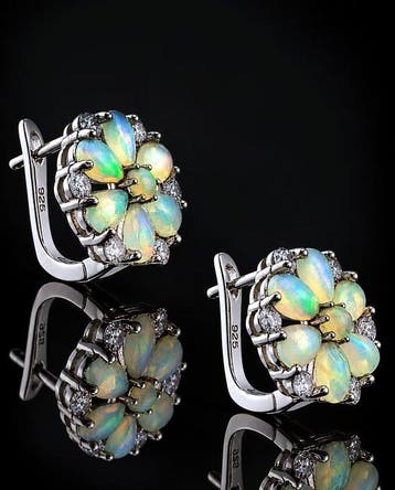 Opaal-oorbellen - 925 Sterlingzilver - Bloemmotief met