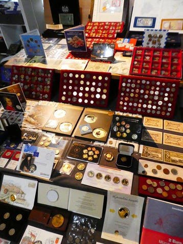 Europa. Collection of coins/banknote/medals/euro inkl. pp