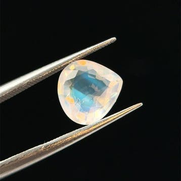Zonder minimumprijs Wit Maansteen - 1.33 ct - International, Nieuw