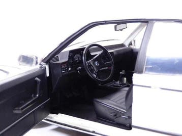 Solido 1:18 - Voiture miniature - BMW 635 CSi, Nieuw