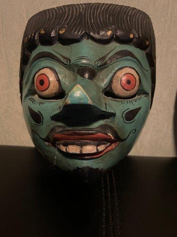 Indonesische Topeng maskers - Pule-hout (Alstonia scholaris)