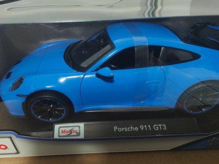 Maisto 1:18 - Model sportwagen - Porsche 911 GT3, Hobby en Vrije tijd, Modelauto's | 1:5 tot 1:12