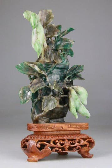 Vaas Sculptuur - Roos - Sokkel en rozenhout - Steen, Jade