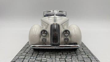 Minichamps 1:18 - Modelauto - Lancia Astura Tipo 233 Corto