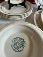 Villeroy & Boch - Eetservies (17) -  ECHT METTLACH  Chic,