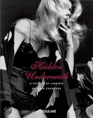Hidden Underneath 9782843236853 Farid Chenoune, Verzenden, Zo goed als nieuw, Farid Chenoune
