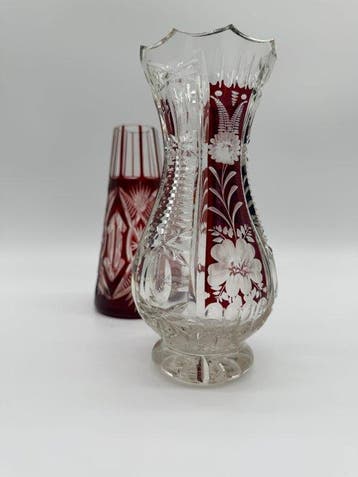 Vaas (2) - Kristal - Boheems/Tsjechs kunstglas