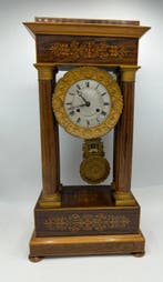Pendule de cheminée Charles X - bois de noyer - 1850-1900 -