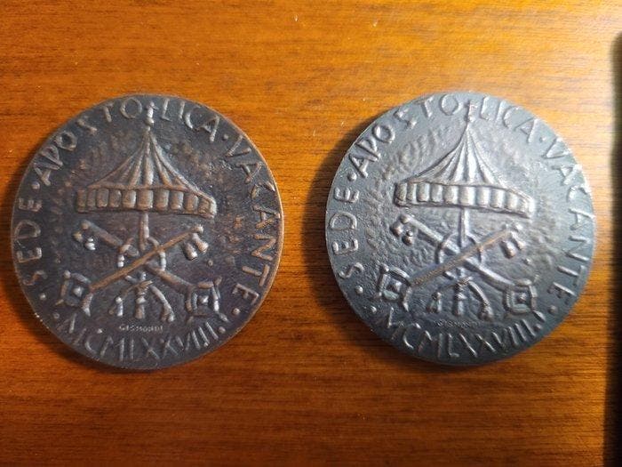 Vatican. Coppia Medaglie Bronzo + 500 Lire Argento (Sans, Postzegels en Munten, Munten | Europa | Niet-Euromunten