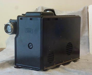 Zeiss Ikon Kinox-N with Kinostar-S lens Projecteur de film