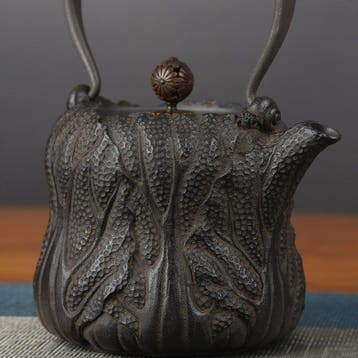 Japanese cabbage-shaped iron kettle - Fluitketel - Gietijzer