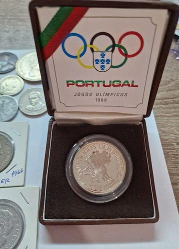 Wereld. Lote de 17 moedas (Zonder minimumprijs)