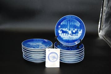 Royal Copenhagen - Weihnachsteller / D. 18cm - Assiette (16)