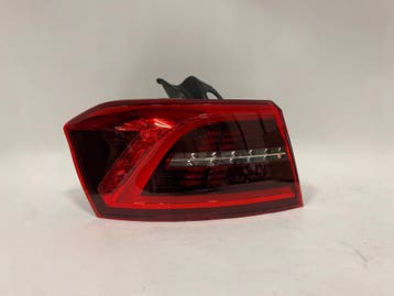 VW Passat B8 Kombi 3G9 R-Line 14-19 linker achterlicht LED, Autos : Pièces & Accessoires, Verzenden
