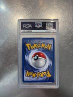Pokémon - 1 Graded card - Zapdos 30 Première édition - PSA 5
