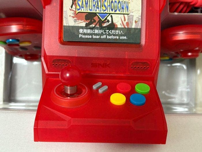 SNK - NEOGEO Mini “Samurai Shodown” Limited Edition Set –, Games en Spelcomputers, Spelcomputers | Overige Accessoires