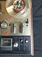 Akai - GX-210D Reel-to-reel deck 18 cm