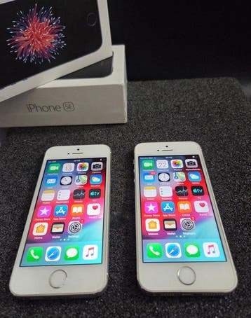 Apple iPhone SE (1ère génération) - Mobiele telefoon (2) -, Nieuw