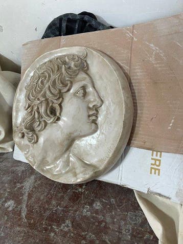 Beeld, Medaglione - 40 cm - Steen, Suikerachtig marmer, Antiek en Kunst