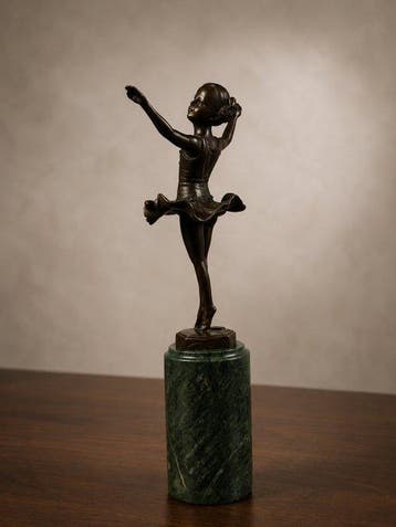 sculptuur, Art Deco ballerina – groen marmeren sokkel - 31.8