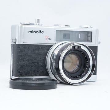 Minolta Hi-Matic 7s with Rokkor-PF 1,8/45mm | Analoge camera