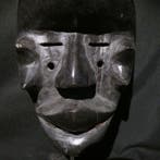 Mask. Dan. 25 cm H. ends 19 - early 20th century - Figuur -