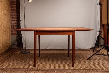 Poul Hundevad - Tafel - Teak