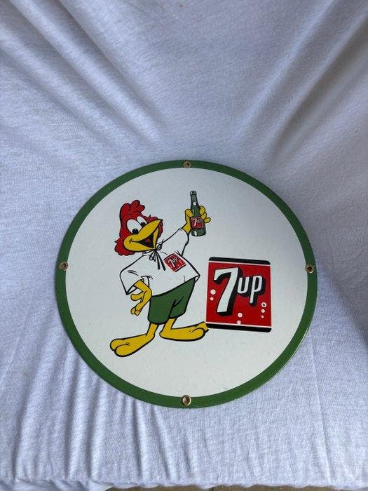 Rond emaille 7 Up reclamebord met mascotte – 30 cm –, Antiquités & Art, Antiquités | Assiettes décoratives & Carrelages