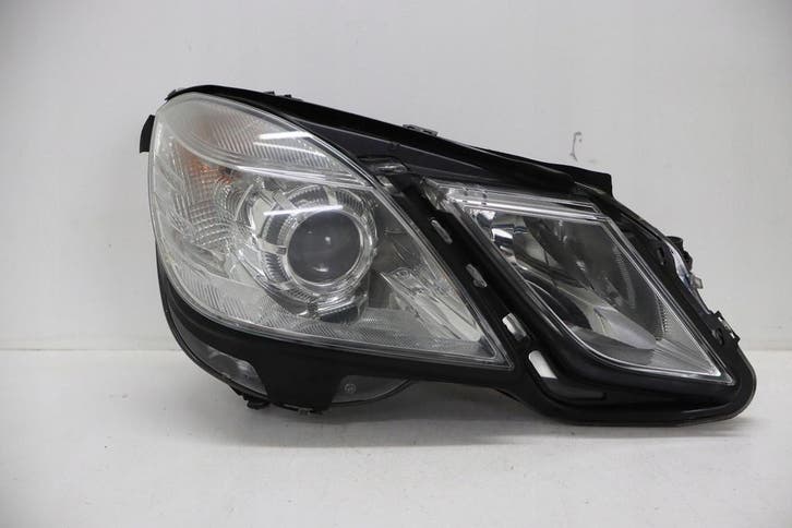 rechter voorlamp Mercedes E-Klasse W212 Hella, Autos : Pièces & Accessoires, Éclairage, Envoi