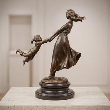 Statue, Exclusief sculptuur van een moeder met kind 28.5 cm