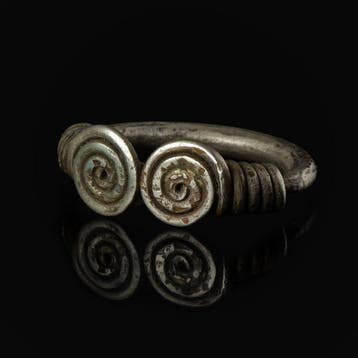 Keltisch Zilver Ring met dubbele spiralen