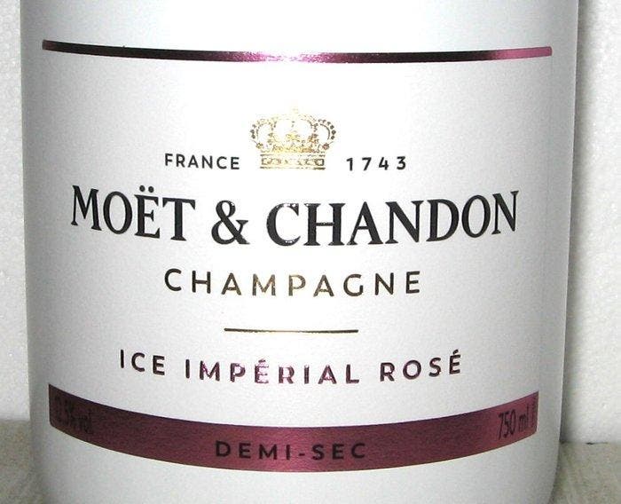 Moët & Chandon, Ice Impérial Rosé - Champagne Demi-Sec - 2, Collections, Vins