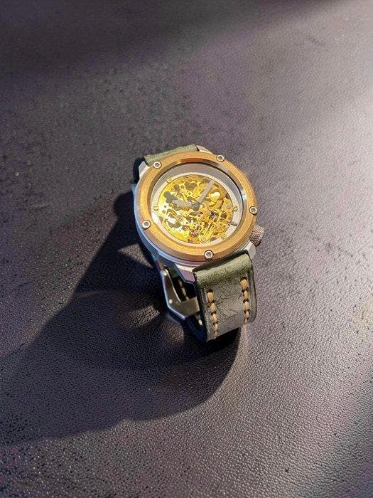 Ugolini Meccanica Watches - Corsaro - Zonder minimumprijs -, Handtassen en Accessoires, Horloges | Heren