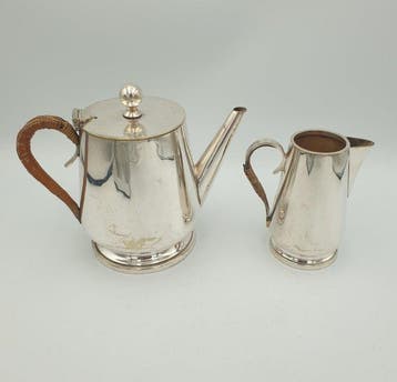 Deakin & Harrison - Theepot (2) - Verzilverd - & Jug