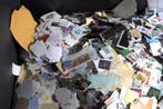 Wereld - Flinke doos vol met 1000-den zegels van diverse, Postzegels en Munten, Gestempeld