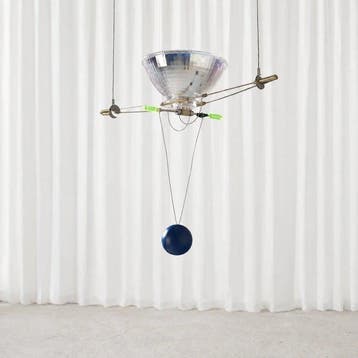 Ingo Maurer GmbH - Ingo Maurer - sculptuur, Ilo Ilu kinetic
