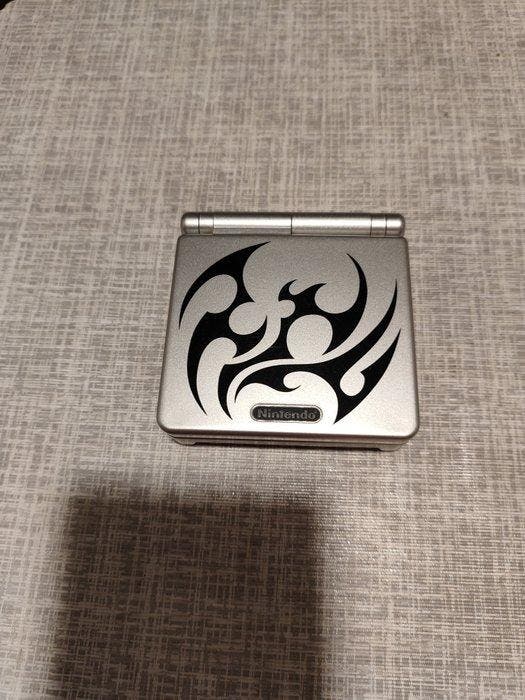 Nintendo - Gameboy Advance SP - Tribal Edition - with boxed, Games en Spelcomputers, Spelcomputers | Overige Accessoires