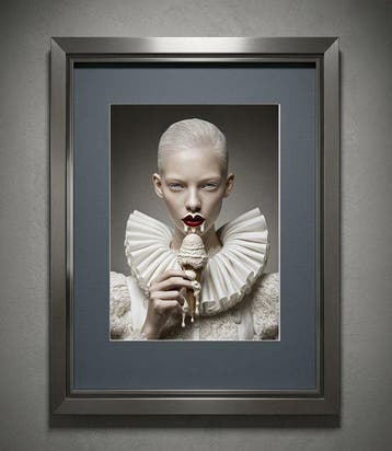 Aiana Roz - The Addiction - Fine Art Photography