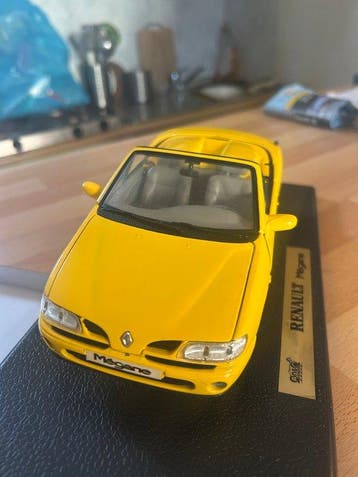 Anson 1:18 - Voiture miniature - Renault Mégane Cabriolet