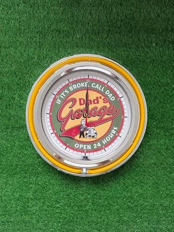 Papas Garage retro-stijl neon wandklok – American Garage