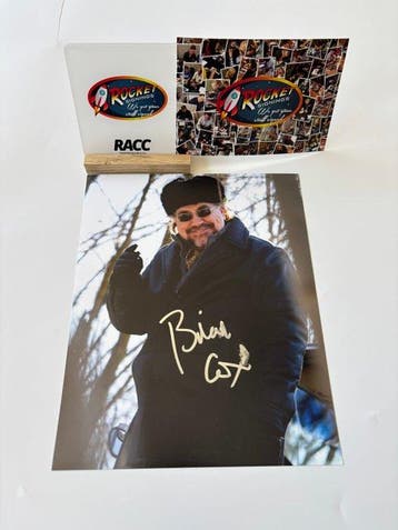RED - Signed by Brian Cox, Nieuw