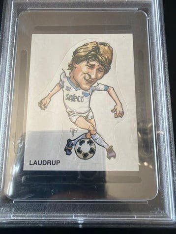 1983/84 Panini Michael Laudrup - PSA 9 Graded sticker, Verzamelen, Nieuw