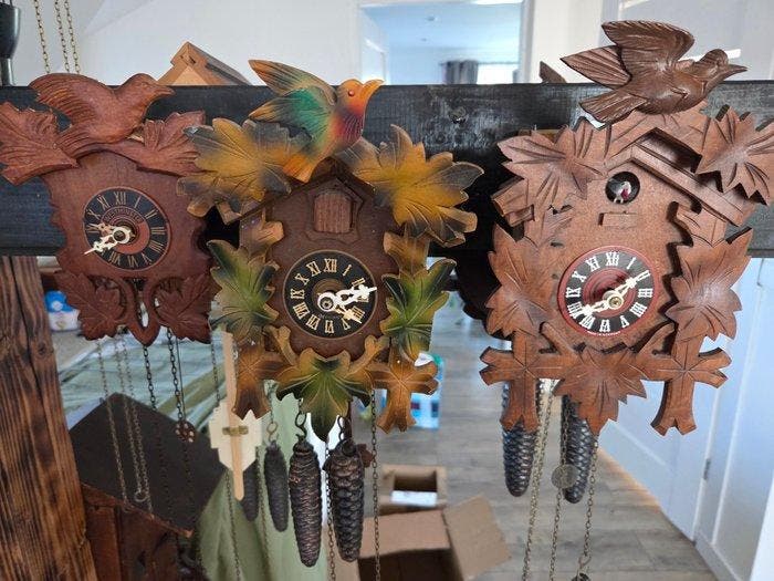 Pendule musical à coucou (3) - Schwarzwald - - Tilleul -, Antiek en Kunst, Antiek | Klokken