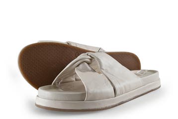 Blasz Slippers in maat 41 Beige, Kleding | Dames, Slippers, Verzenden, Beige, Zo goed als nieuw