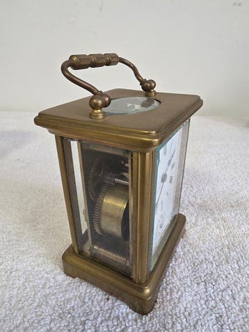 Pendulette de voyage - laiton, verre poli, émail - 1920-1930
