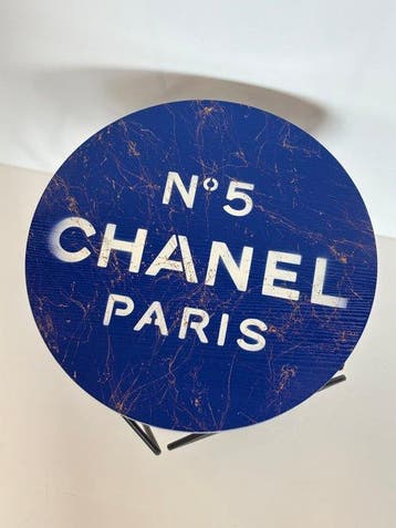 Rob VanMore - Tea-Time by Chanel Table - ø40cm