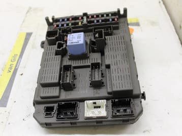 Zekeringkast Citroen C5 O100964