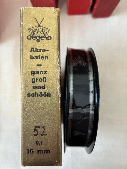 Tobis degeto Tobis-Degeto Schmalfilmschrank 16 mm – 10 reels, Verzamelen, Foto-apparatuur en Filmapparatuur